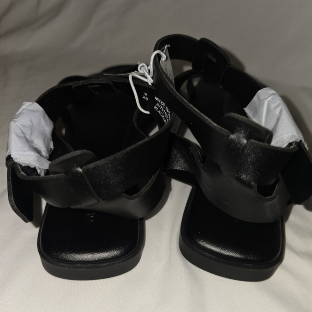 Old Navy Black Gladiator Sandals Size 9 NWT - Picture 6 of 6